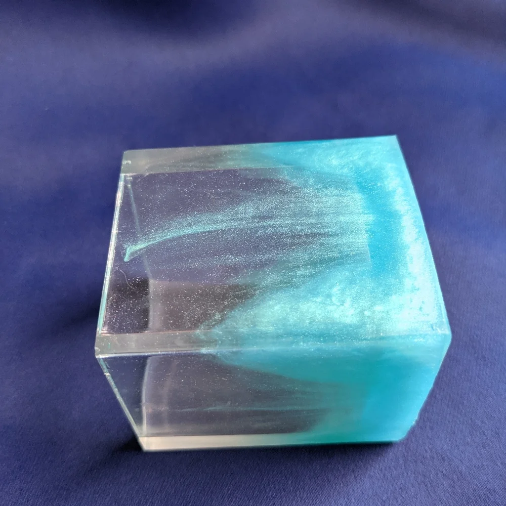 Teal and Clear Resin Make-up Brush Holder